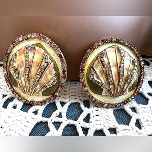 Lunch At The Ritz 2001 Scallop St Jacques pierced earrings made in 🇺🇸 No Card